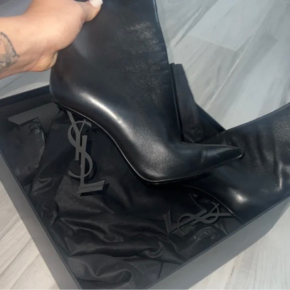 Yves Saint Laurent Black Ankle Boots